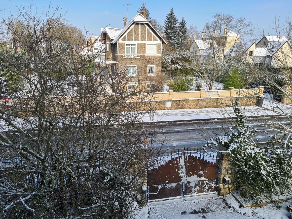 Apakabar Homestay - Proche Gare Melun, Parking Prive, Netflix La Rochette  Exterior photo